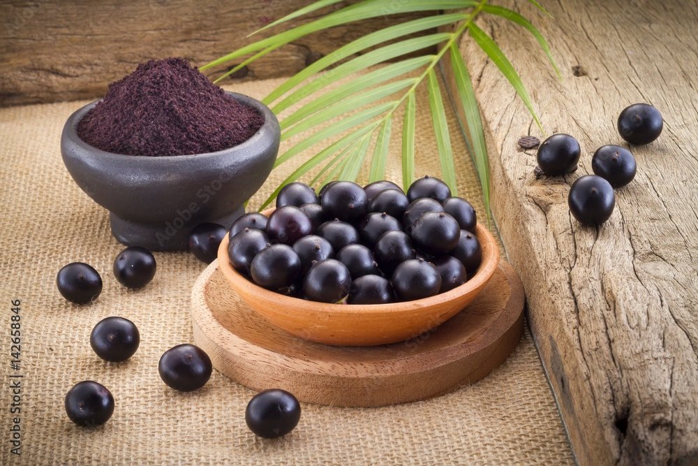 The miracle fruit acai